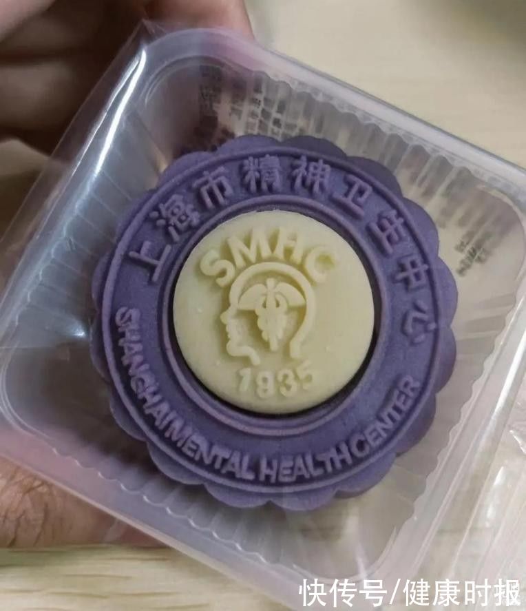 贵州省人民医院|离中秋节还有一个月，这几家医院因为月饼刷爆朋友圈