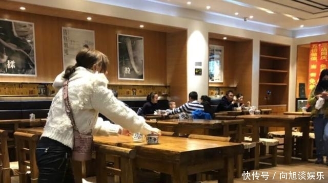 东北|这家店30多年只卖一碗肉汤手拉面,从齐齐哈尔开到了哈尔滨