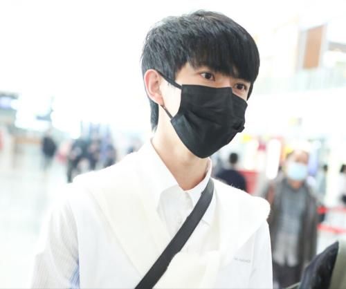 95后男生别剪“锅盖头”了，留好这几款潮流发型，青春阳光又帅气