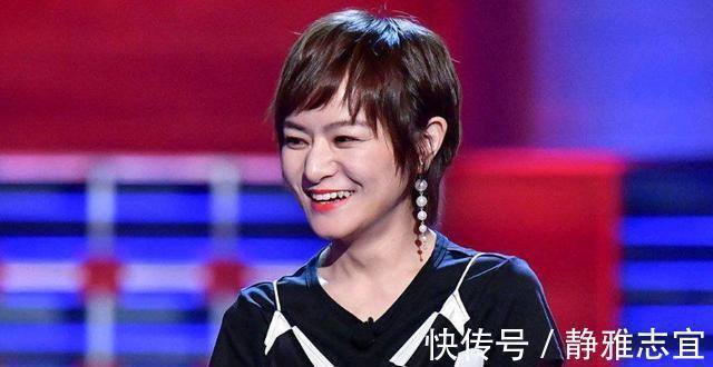 她是中国脱口秀女王,豪宅意外被曝光,东方明珠就在窗边!