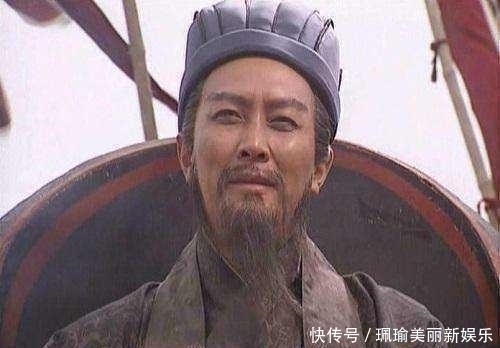 关羽|千古绝对, 上联 笼中鸟, 望孔明, 欲张飞, 无奈关羽, 下联太经典