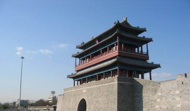 北京城竟然有一个“后门”现在已不复存在,但你可能会路过那里!!