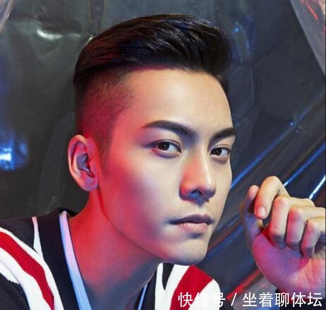 发型|男生别剪“背头”发型了,留好这3款造型,干净帅气不油腻!