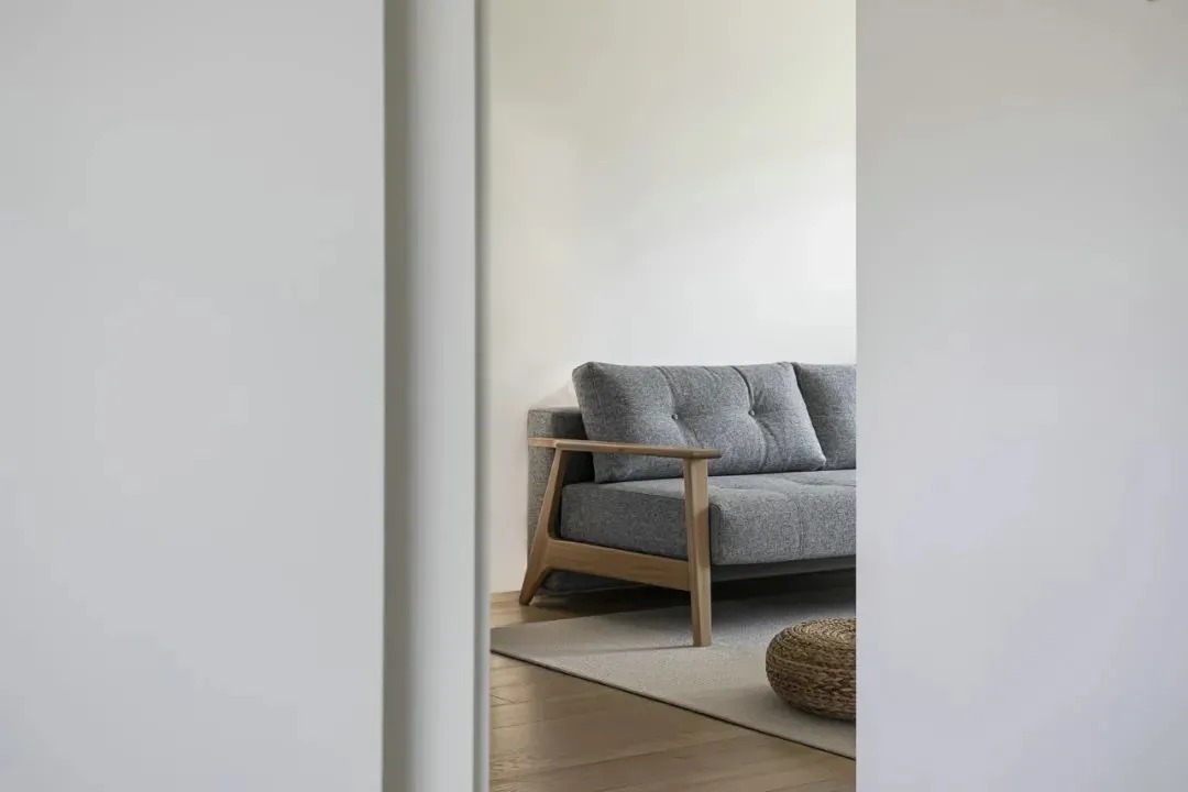 中西厨|客厅放弃电视,用一整面墙做收纳,快来跟这个神仙小户型学收纳!