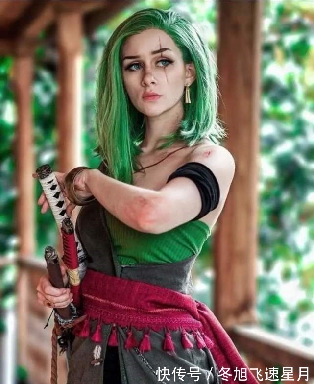 古伊娜|海贼王灵魂cos,主角团竟然全员性转,可惜还是没有娜美身材抢镜