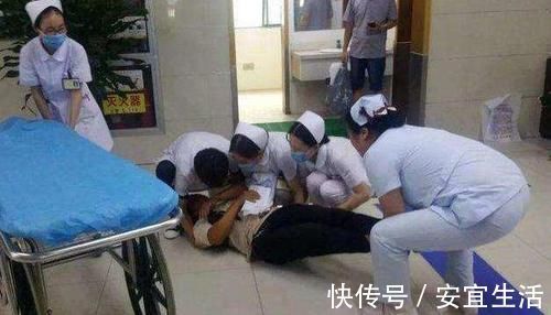 医生|产床上生娃的宝妈一声吼先救我老公,医生一回头,无奈地笑了