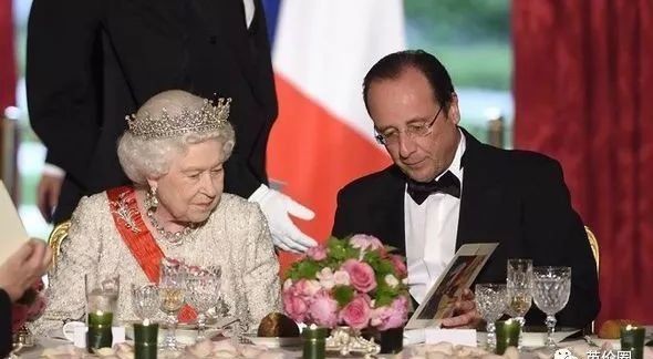 仇恨|93岁的女王,今天也是拉仇恨的一天呢!