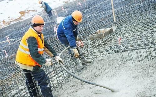 房子现浇屋顶怎样防止开裂？