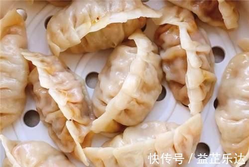 冬天吃饺子最馋此个馅，比白菜便宜，比韭菜香，大家都抢着吃！