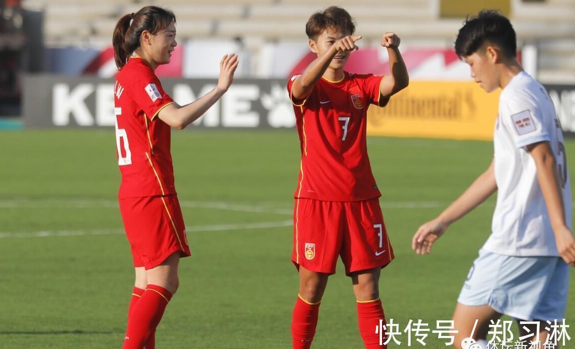 开门红|中国足球新年开门红,中国女足首战4球告捷,一周后男足迎战劲敌