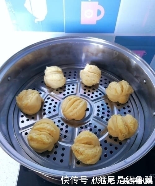 椰蓉酱|面粉这样做,只要一个蒸锅,比馒头松软香甜,吃一次就会喜欢上它