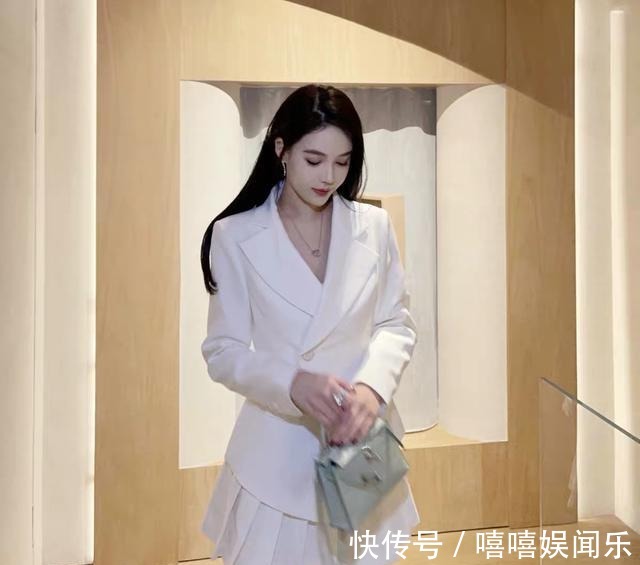气质优雅|温柔风穿搭~气质优雅西装连衣裙~