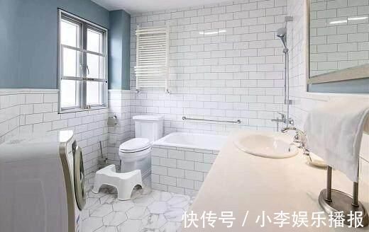 水管|卫生间装修,头次见把地面划开几道布水管,师傅说排水快又好看