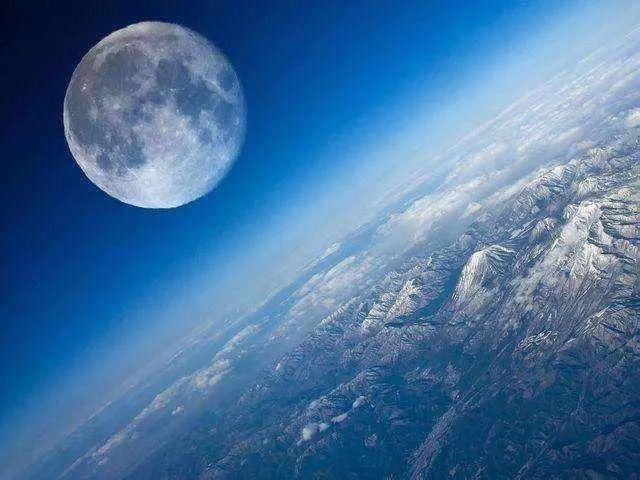 人类 地球“自转”速度究竟有多快?为何人类毫无感觉?看完太震撼了