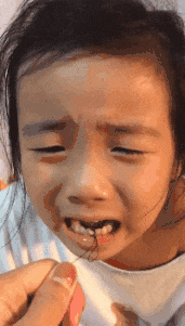 |搞笑GIF:长点心吧 对面住的可都是单身汉啊