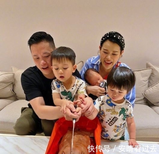 脸贴脸依偎在一起,胡杏儿深夜发声感谢他