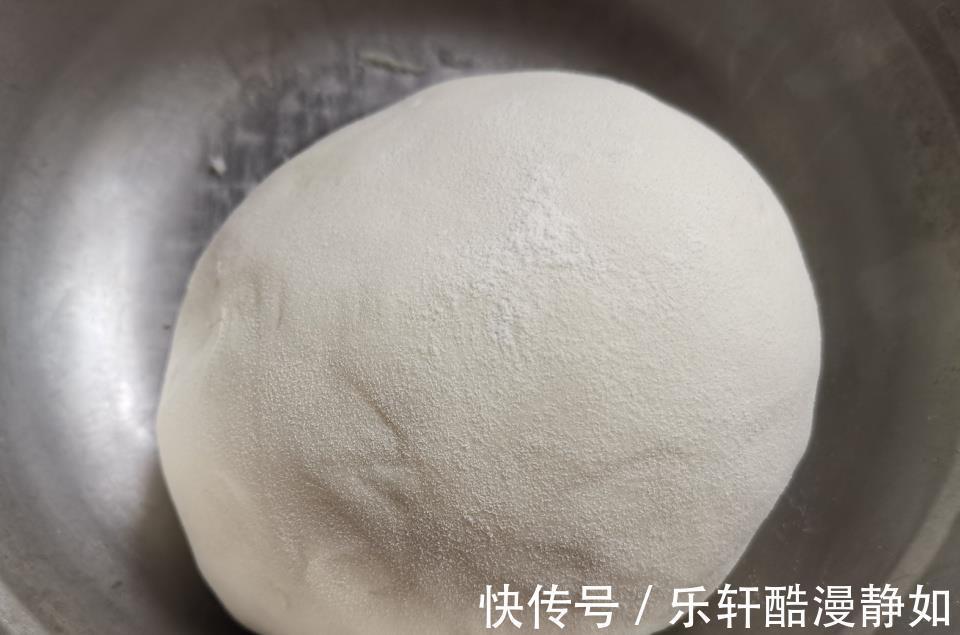 十一假期吃饺子还得这个馅，猪肉牛肉靠边站，用这肉包可太鲜了
