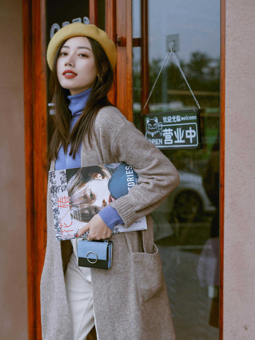 针织衫|冬天穿针织衫,怎么搭配更温暖?又很有气质的穿搭