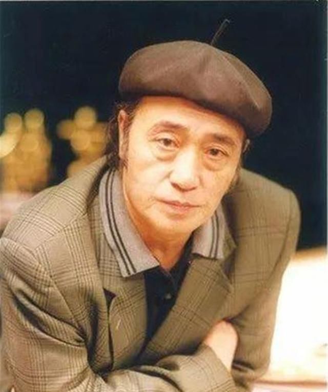 专家|老汉开价800万出售传家宝,专家称顶多值1万,老汉转身卖了1980万