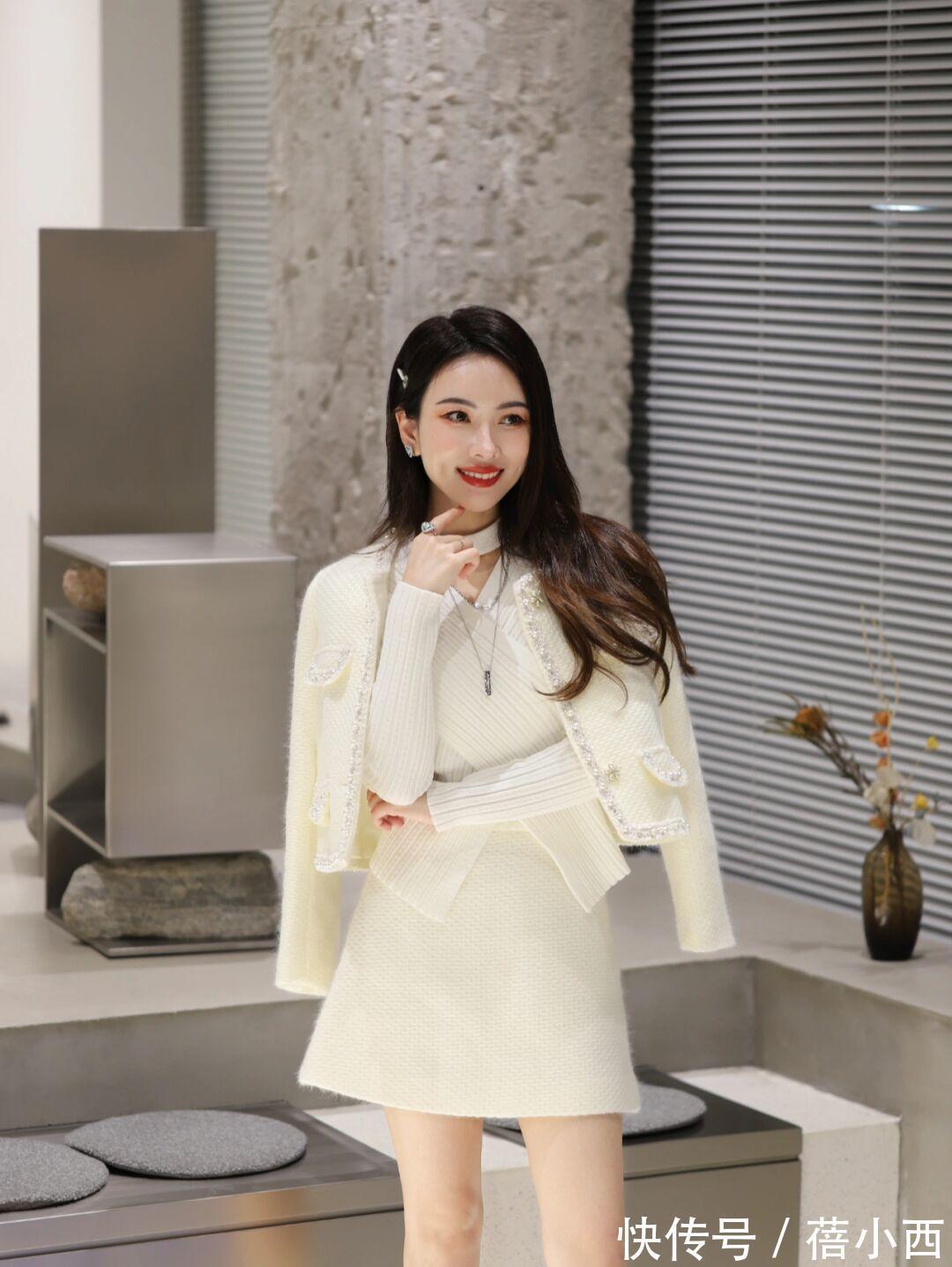 半身裙 找到适合自己的“小香风外套”,时尚博主都这样穿,成为时髦精