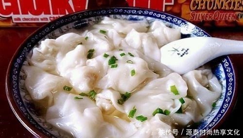 馄饨汤汁不难调，只需加这几种调料，开水一冲，比骨头汤还鲜！