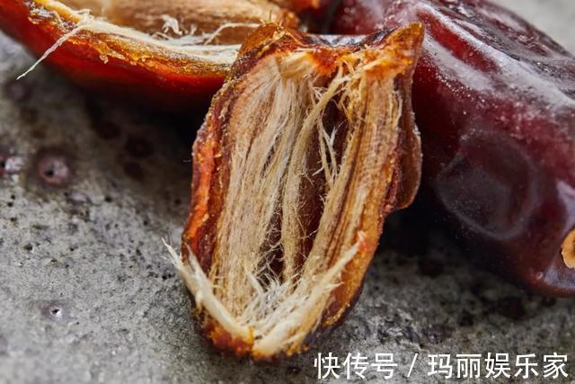 椰枣|建议中老年人别舍不得花钱!多吃点以下的食物,营养美味身体好