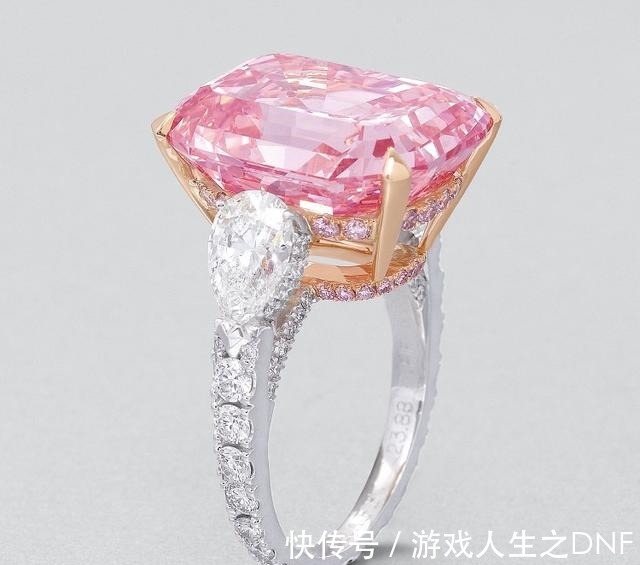 颁奖典礼 这几款世界著名首饰,带来顶级视觉盛宴,让你爱宝石的心躁动不已!