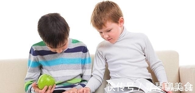 高度近视|妈妈和爸爸都是高度近视,将来会遗传给宝宝吗?提前预防很关键