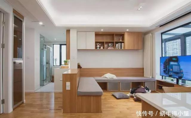 西厨|89㎡两室改三室,客厅不买沙发,舍弃电视墙,围合卡座很实用