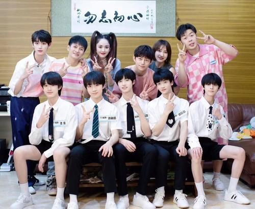 出道|還沒正式出道就上《快樂大本營》，TF三代的待遇比TFBOYS還好