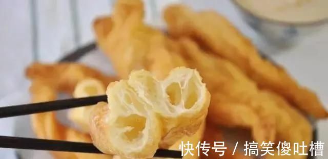 面片|油炸,用酵母是“大错误”一斤加9克就会膨胀,全部是空心的