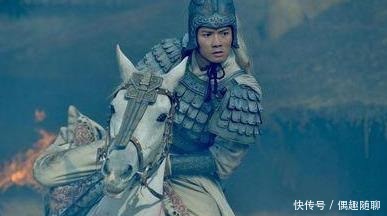儿子|刘备为了赵云连儿子都敢摔，为什么赵云却在后来只有一个虚职？
