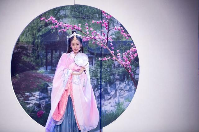 貂蝉|张予曦cos王昭君,美则美矣,但不适合她,应该跟袁冰妍换一下