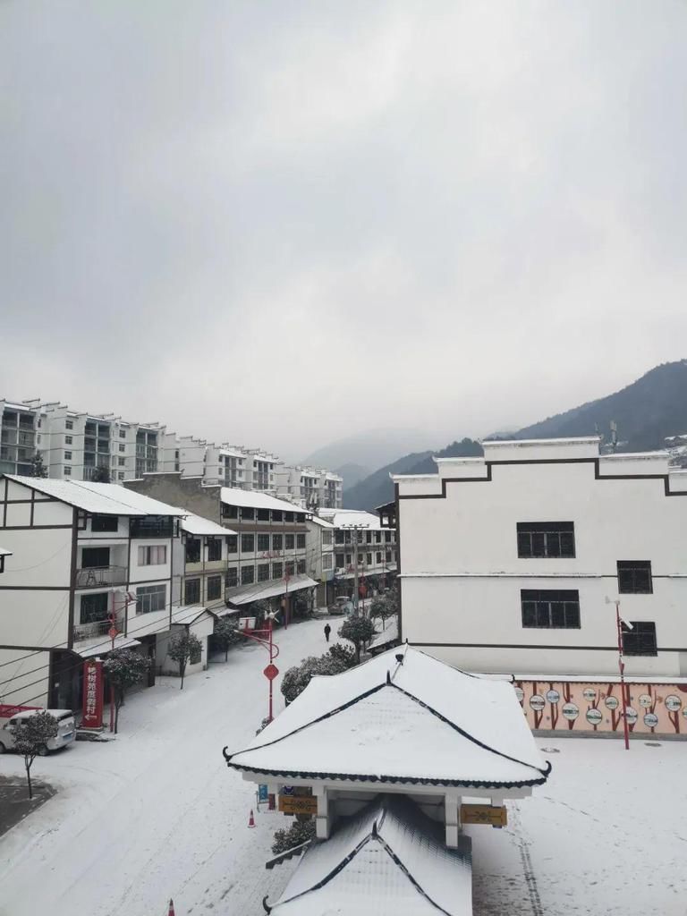 2021巫山第一场雪，美不胜收！