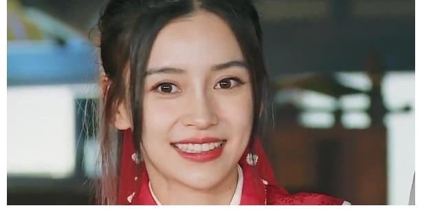 坤坤|跑男蔡徐坤再次封神，曬素顏胡子拉碴臉蠟黃，粉絲贈(zèng)愛(ài)稱(chēng)“俊渣”