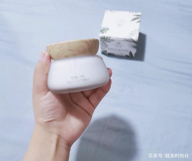 大油皮克星？亚马逊白泥超强吸附清理污垢，黑头痘痘都不怕