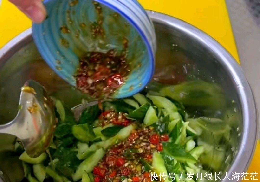 慢妈做了一桌子家常菜，老公说，这样吃，挣钱的动力更大了