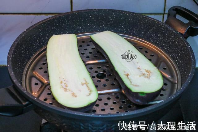 陈醋|茄子又出新吃法，做起来简单，吃起来够味，很下饭！