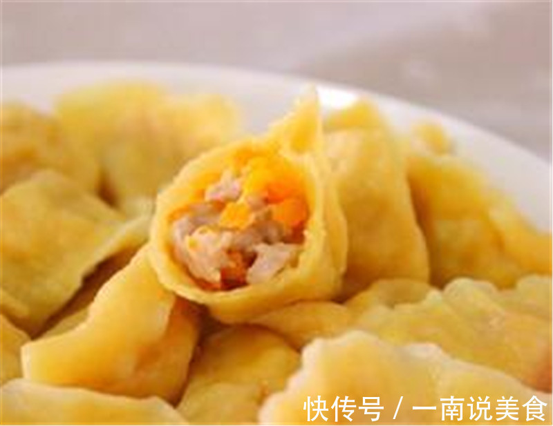 不吃这种馅饺子简直亏大了,汁鲜味美,花钱不多,比放肉还好吃!
