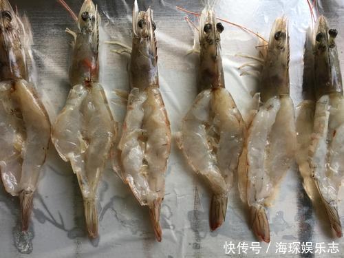 搞错|煮虾时,用冷水还是热水原来一直都搞错了,难怪肉老腥味重!