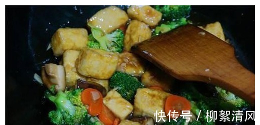 失调|它是天然“异黄酮”,调节内分泌失调保护卵巢,姨妈顺利皮肤嫩滑!