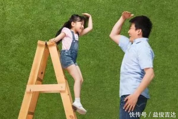 任柯宇|14岁少年身高221米,挑战吉尼斯世界纪录,网友上面空气新鲜吗