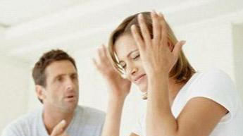 义务|“我妈没义务帮你带孩子”,丈夫极力护母,不出两个月却后悔了