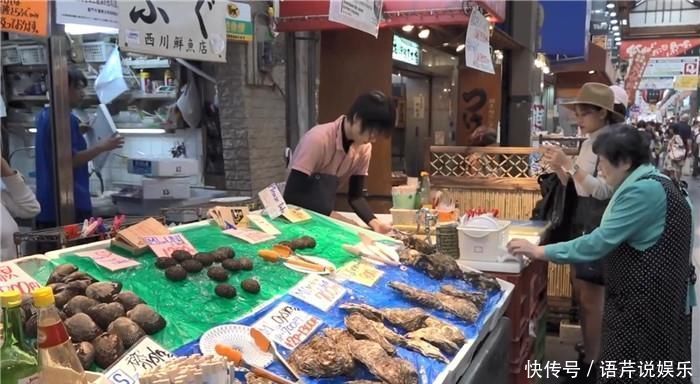 吃不完|日本的生蚝比人脸大,一口吃不下,两口吃不完,一只足够填饱肚子