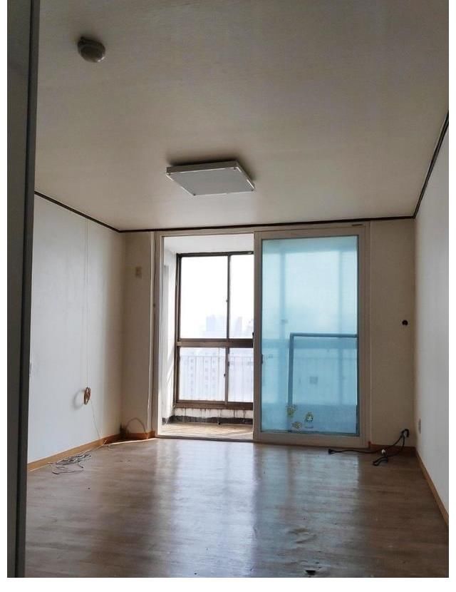 改造|改造30年房龄老房，69㎡高效使用不像小户型，两人居住温馨且安逸
