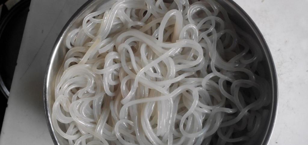 绝招|泡粉条万万不可只加水泡！老伙夫教我独家绝招，3分钟泡软有嚼劲