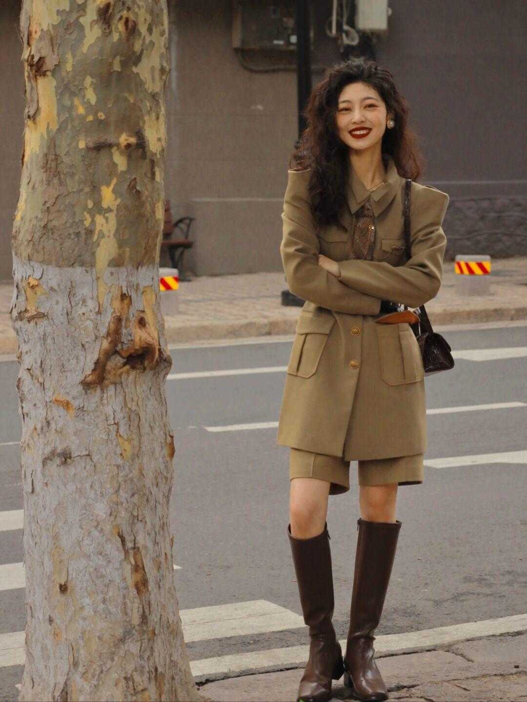 山本耀司|别再说高筒靴不好穿了!选款记住这几点就够,真的时髦又洋气