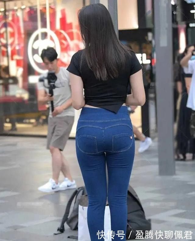 时髦|气质不凡的打底裤穿着尽显美好曲线,想说不爱它都难,清爽时髦