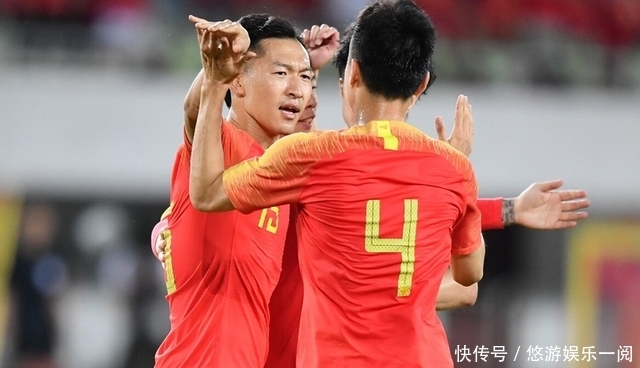 闫学晶直播自爆儿子养家压力大拍华体会- 华体会体育官网- 华体会体育APP下载一部戏才赚几十万