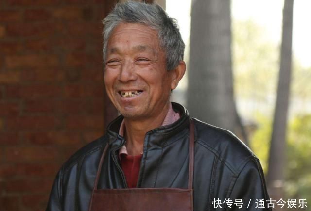 此方|5年骨刺20天就好了，中医此方上治颈椎、中治腰椎、下治膝盖